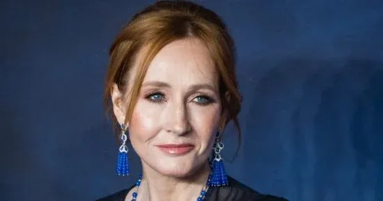وثائقى جديد عن جيه كيه رولينج يكشف كواليس نجاح Harry Potter.. اعرف التفاصيل
