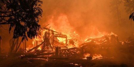 أخبار الرياضة - المغرب.. حريق ضخم يلتهم سوقًا شعبيًا في طنجة مخلفًا خسائر جسيمة.. فيديو - شبكة أطلس سبورت