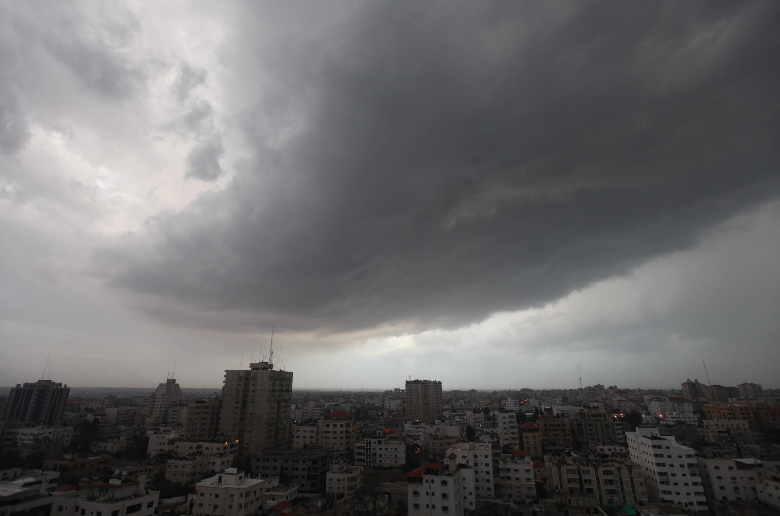 الأنواء الجوية العراقية تُعلن طقس العراق الأيام القادمة يشهد سقوط أمطار مصحوبة ببرق ورعد