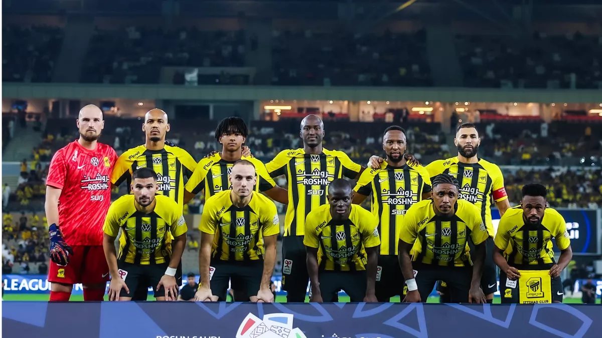 بتعادل مثير أمام ضمك الهلال يمنح الاتحاد صدارة روشن