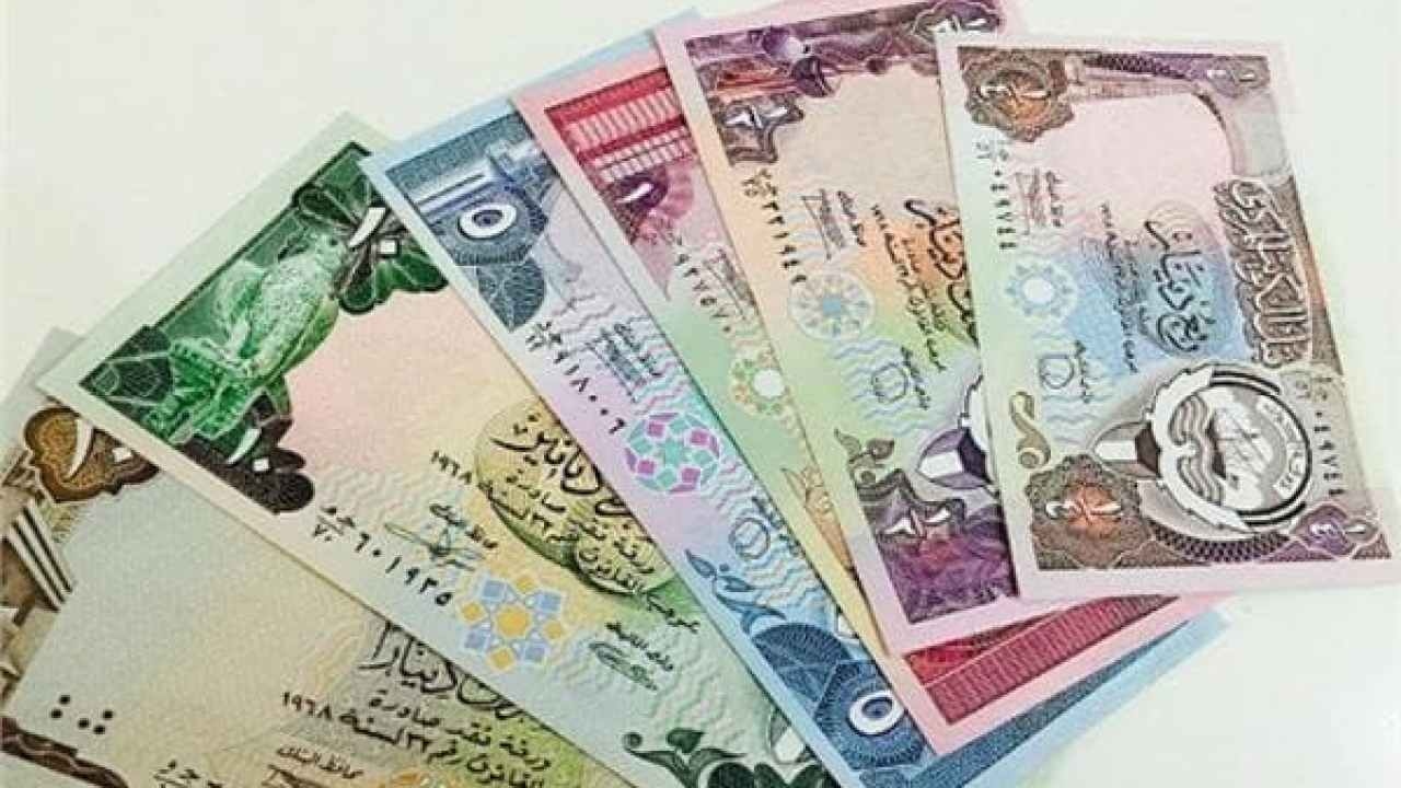 سعر الدينار الكويتي اليوم الاثنين 17 فبراير 2025 أمام الجنيه المصري