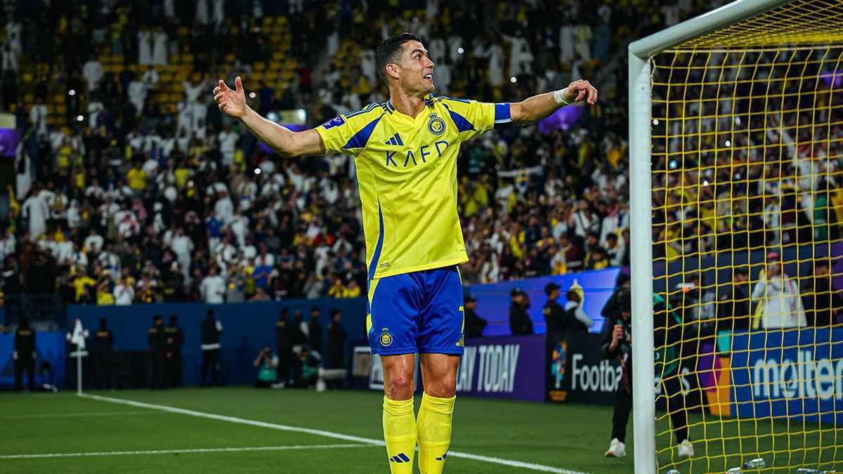 بعد تسريبات انتقاله إلى أمريكا.. رومانو يكشف الحقيقة الصادمة حول مستقبل رونالدو مع النصر 2 بعد تسريبات انتقاله إلى أمريكا.. رومانو يكشف الحقيقة الصادمة حول مستقبل رونالدو مع النصر