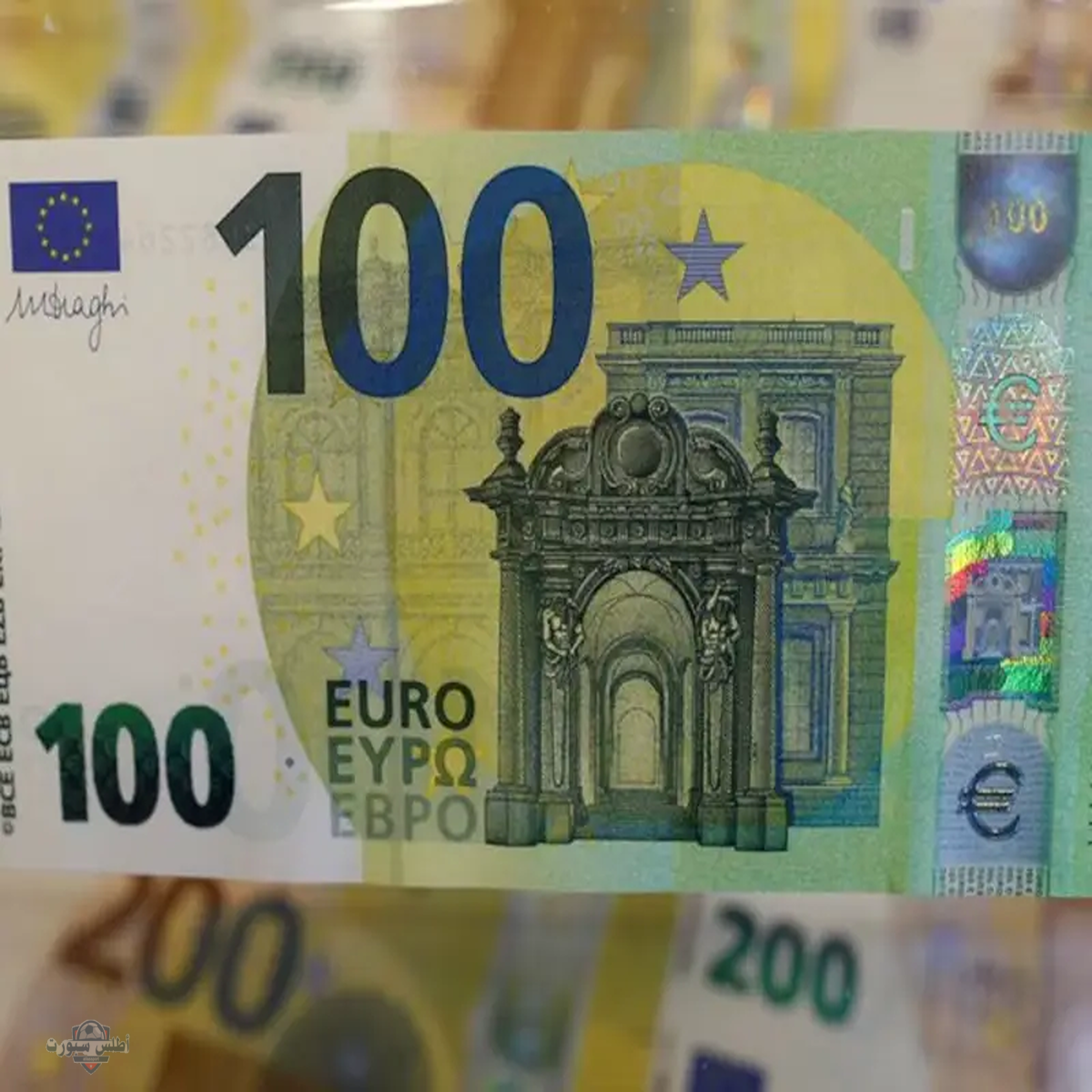 الطلب يسبق العرض.. سعر اليورو مقابل الدينار الجزائري في السوق السوداء يحقق رقماً تاريخياً وتوقعات بمزيد من الارتفاع في الفترة القادمة 2 الطلب يسبق العرض.. سعر اليورو مقابل الدينار الجزائري في السوق السوداء يحقق رقماً تاريخياً وتوقعات بمزيد من الارتفاع في الفترة القادمة