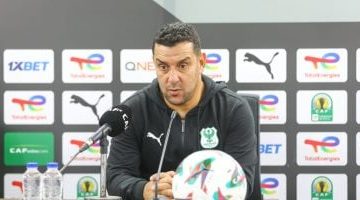 أنيس بوجلبان يعزز إعداد لاعبي المصري لمواجهة الزمالك