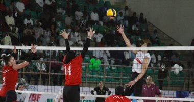 الزمالك يحصد لقب البطولة الأفريقية بتغلبه على الأهلي 2-1 في النهائي 2 الزمالك يحصد لقب البطولة الأفريقية بتغلبه على الأهلي 2-1 في النهائي