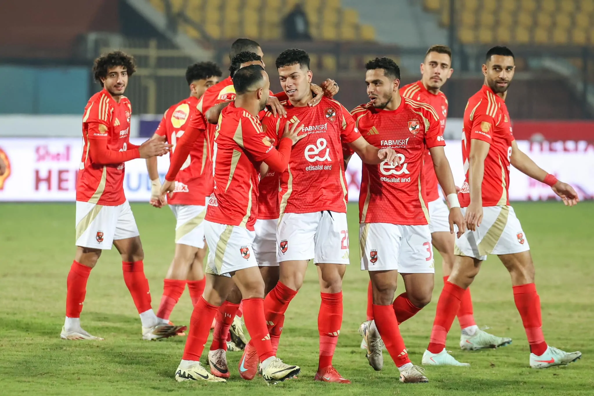 القنوات الناقلة لمباراة الاهلي وبتروجيت اليوم في الدوري المصري الممتاز 2025 al ahly vs petrojet