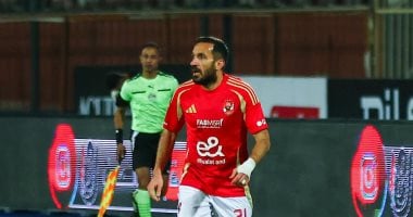 تشكيلة شباب الأهلي: علي معلول والساعي وعبد الفتاح في مواجهة فاركو بكأس العاصمة 2 تشكيلة شباب الأهلي: علي معلول والساعي وعبد الفتاح في مواجهة فاركو بكأس العاصمة