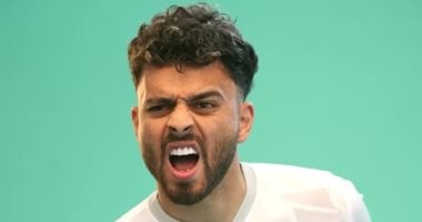 صلاح محسن يخضع لفحوصات لتقييم إصابته. 2 صلاح محسن يخضع لفحوصات لتقييم إصابته.
