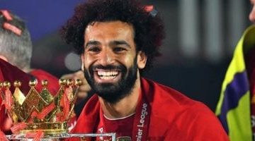 صلاح يُحقق إنجازاً تاريخياً بتتويجه كأفضل لاعب في إنجلترا