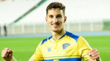 عادل بولبينة يسعى للاحتراف الأوروبي بعد اهتمام الزمالك