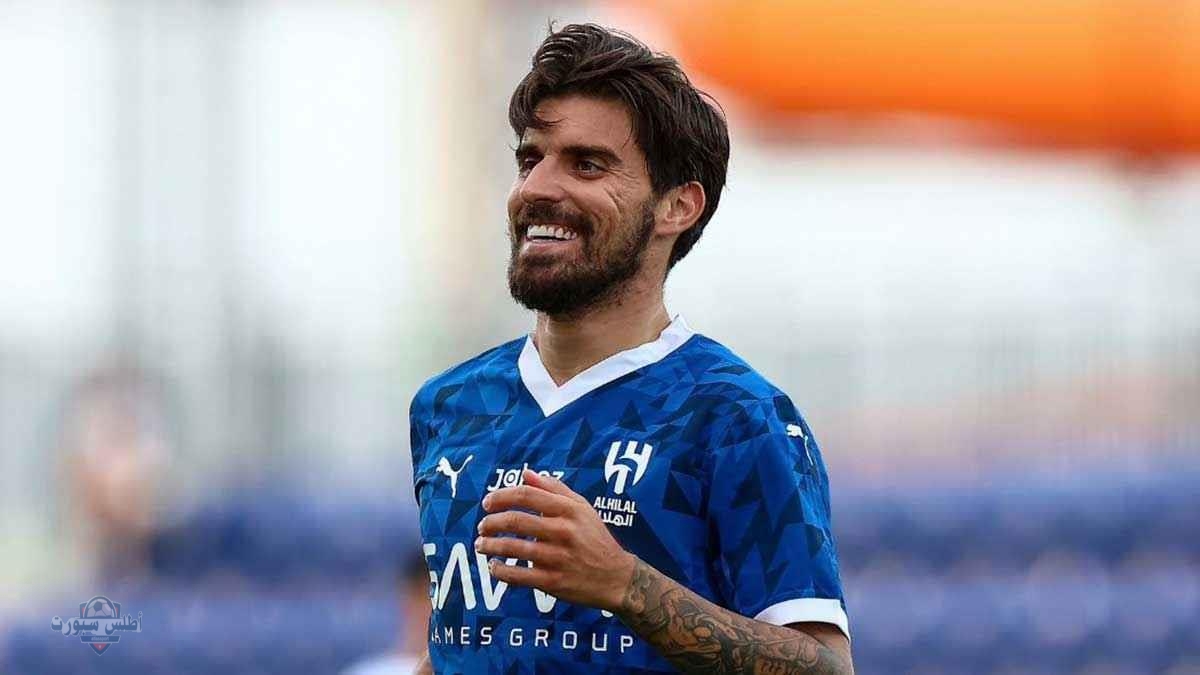 عودة ثلاثي الهلال قبل مواجهة الخليج في روشن 2 عودة ثلاثي الهلال قبل مواجهة الخليج في روشن