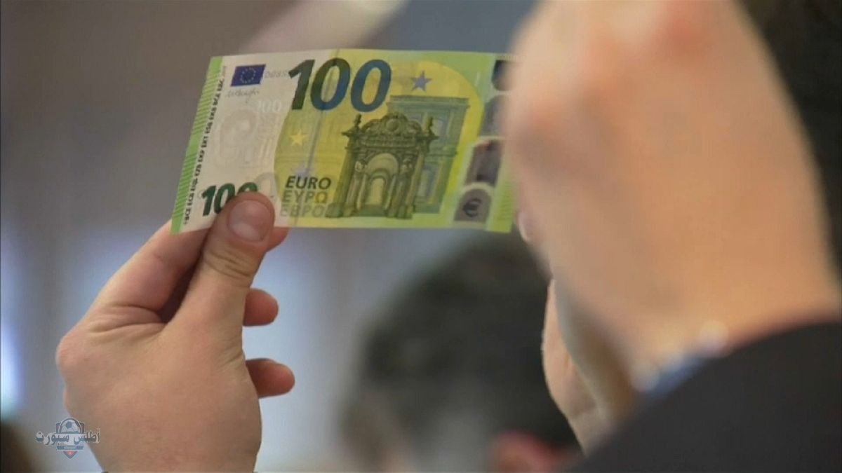 تعسر الأورو.. سعر 100 يورو بالدينار الجزائري في السكوار والرسمي اليوم بعمليات الشراء والبيع 2 تعسر الأورو.. سعر 100 يورو بالدينار الجزائري في السكوار والرسمي اليوم بعمليات الشراء والبيع