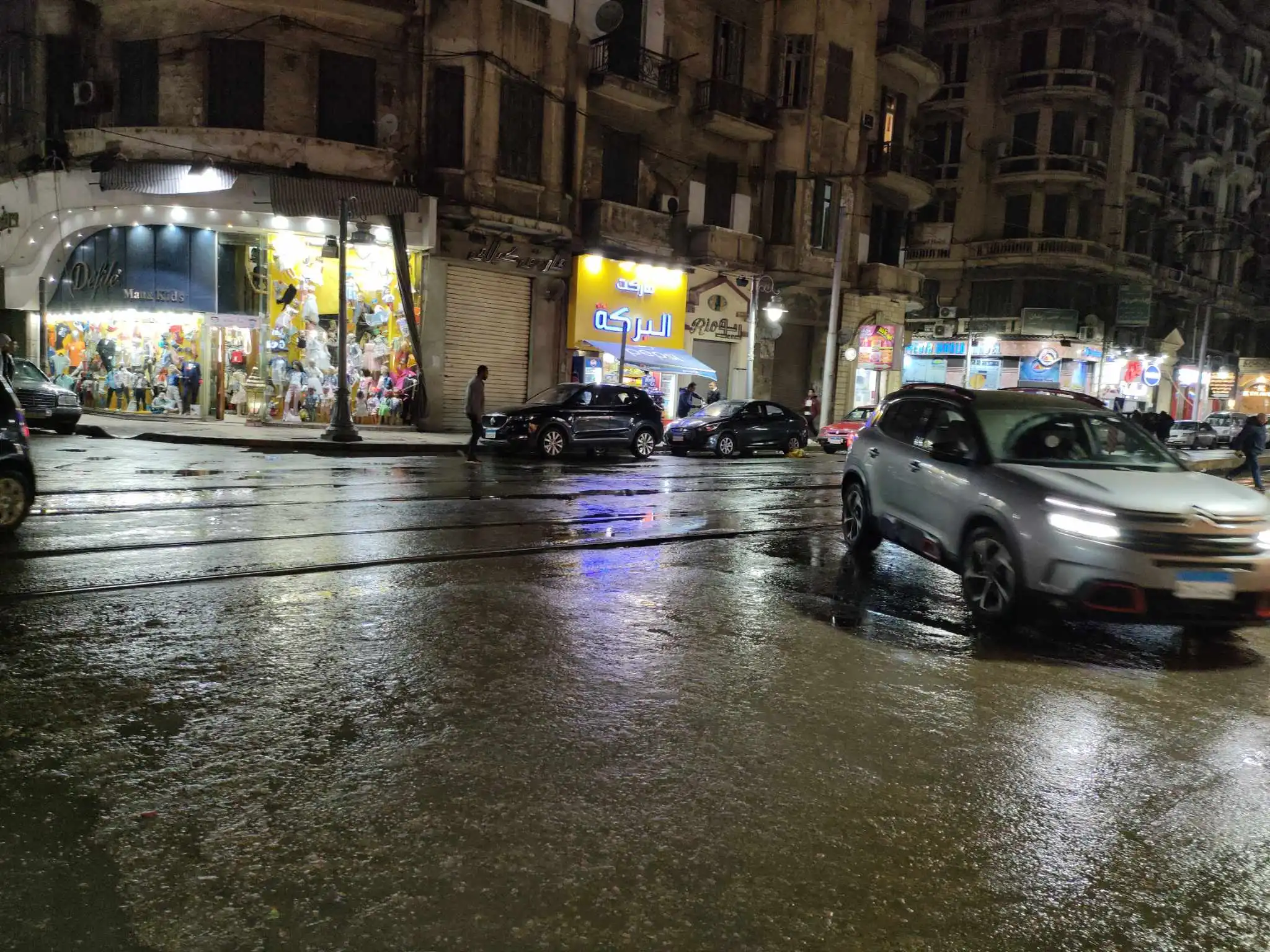 مصالح الأرصاد الجوية تنشر احوال الطقس في الجزائر اليوم وتتوقع بمنخفض جوي يضرب البلاد وتِلك التفاصيل 2 مصالح الأرصاد الجوية تنشر احوال الطقس في الجزائر اليوم وتتوقع بمنخفض جوي يضرب البلاد وتِلك التفاصيل