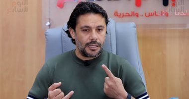 أحمد حسن: أسطورة الكرة المصرية تحتفل بمرور 50 عامًا من العطاء 2 أحمد حسن: أسطورة الكرة المصرية تحتفل بمرور 50 عامًا من العطاء