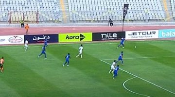 إنبي يتفوق على سموحة بلمسة حتحوت في الشوط الأول