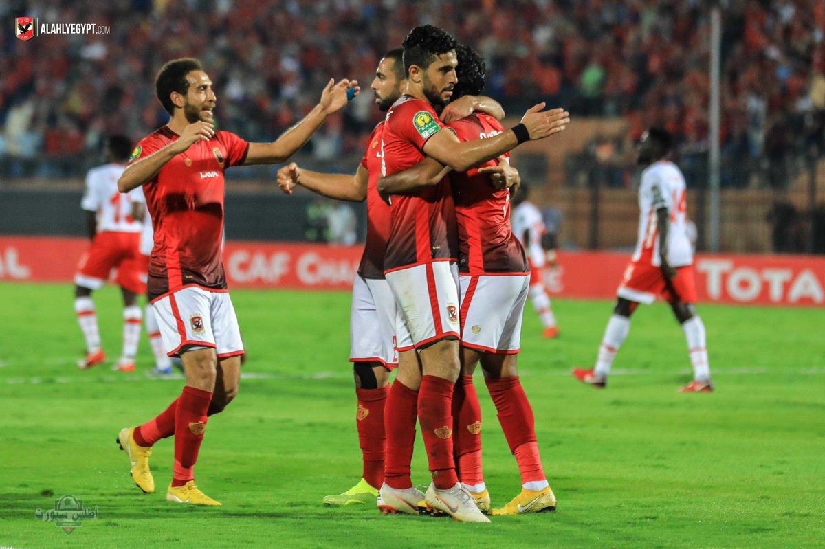 الأهلي يتحدى المصري في قمة الإثارة ببرج العرب الليلة
