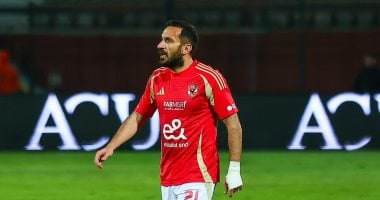 الأهلي يتوج بالسوبر المصري بهدف رائع من علي معلول في مواجهة بيراميدز 2 الأهلي يتوج بالسوبر المصري بهدف رائع من علي معلول في مواجهة بيراميدز