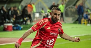 الأهلي يقيّم حالة عمر كمال وكريم الدبيس قبل ملاقاة سيراميكا في الدوري 2 الأهلي يقيّم حالة عمر كمال وكريم الدبيس قبل ملاقاة سيراميكا في الدوري