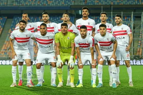 الزمالك يتخطى كينشاسا ويحقق كأس الكؤوس الأفريقية لكرة اليد 2 الزمالك يتخطى كينشاسا ويحقق كأس الكؤوس الأفريقية لكرة اليد