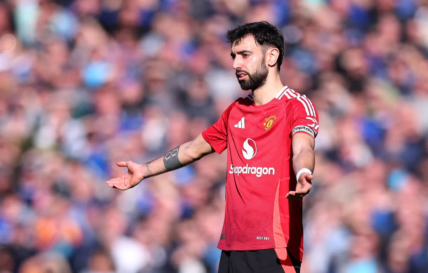 عرض الهلال السعودي لبرونو فيرنانديز عقداً يمتد لثلاث سنوات 2 عرض الهلال السعودي لبرونو فيرنانديز عقداً يمتد لثلاث سنوات