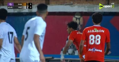 تعادل مثير بين فاركو وبتروجت في الشوط الأول 1-1 2 تعادل مثير بين فاركو وبتروجت في الشوط الأول 1-1