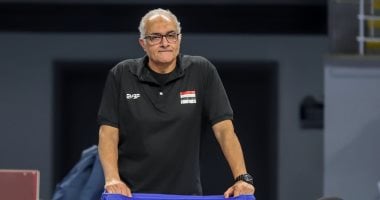 تعيين عماد نوار مدرباً لمنتخب السيدات من قبل اتحاد الطائرة 2 تعيين عماد نوار مدرباً لمنتخب السيدات من قبل اتحاد الطائرة