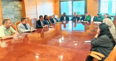تنافس الألوان: زامبيا بالبرتقالي وتنزانيا بالأزرق في مواجهة أمم أفريقيا للشباب 2 تنافس الألوان: زامبيا بالبرتقالي وتنزانيا بالأزرق في مواجهة أمم أفريقيا للشباب