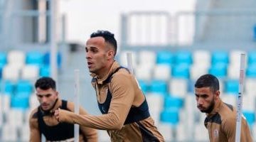 حيرة ناصر منسي موقفه من مواجهة الزمالك والبنك الأهلي