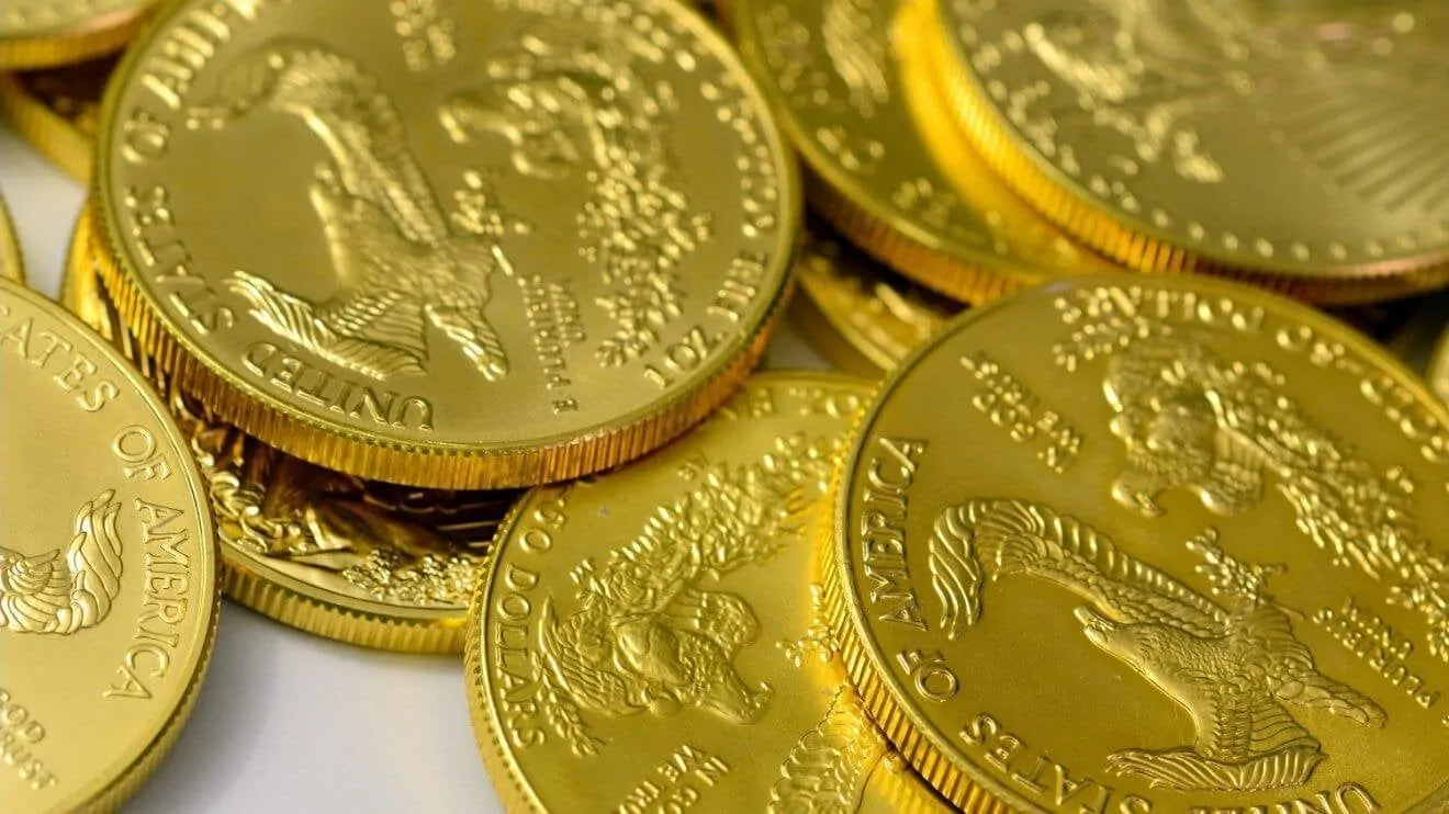 انخفاض طفيف سعر الجنيه الذهب اليوم الأحد 4 مايو 2025 2 انخفاض طفيف سعر الجنيه الذهب اليوم الأحد 4 مايو 2025