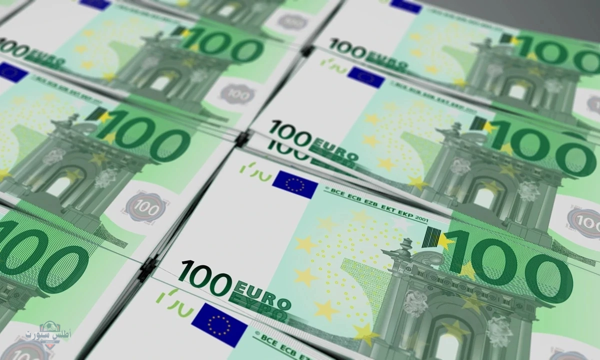 تراجع طفيف.. سعر 100 يورو بالدينار الجزائري بيع وشراء اليوم في السوق الموازية في آخر تداولات 2 تراجع طفيف.. سعر 100 يورو بالدينار الجزائري بيع وشراء اليوم في السوق الموازية في آخر تداولات