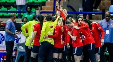 سيدات الأهلي يتألقن ويتأهّلن لنهائي كأس أفريقيا لليد بعد انتصارهن على الساحل التونسي