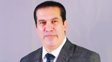 طارق مصطفى بروز موهبة جديدة في عالم الكتابة