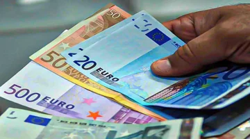 قفزة سعرية تاريخية . سعر اليورو مقابل الدينار الجزائري