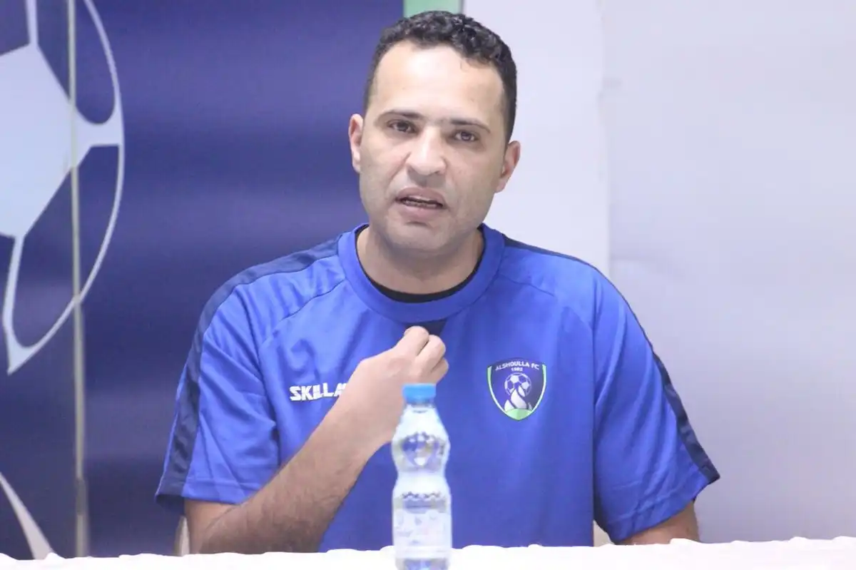 نجم الزمالك يدعم مؤمن سليمان لتولي القيادة ويشير بخطاب صريح نحو الأهلي 2 نجم الزمالك يدعم مؤمن سليمان لتولي القيادة ويشير بخطاب صريح نحو الأهلي