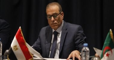 ورشة العمل الأولى: تطوير مسابقات الناشئين في اتحاد الكرة 2 ورشة العمل الأولى: تطوير مسابقات الناشئين في اتحاد الكرة