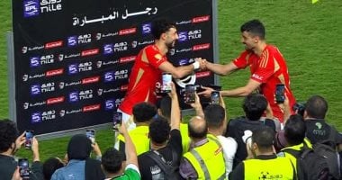 وسام أبو علي يتألق كأفضل لاعب في مباراة الأهلي والمصري 2 وسام أبو علي يتألق كأفضل لاعب في مباراة الأهلي والمصري
