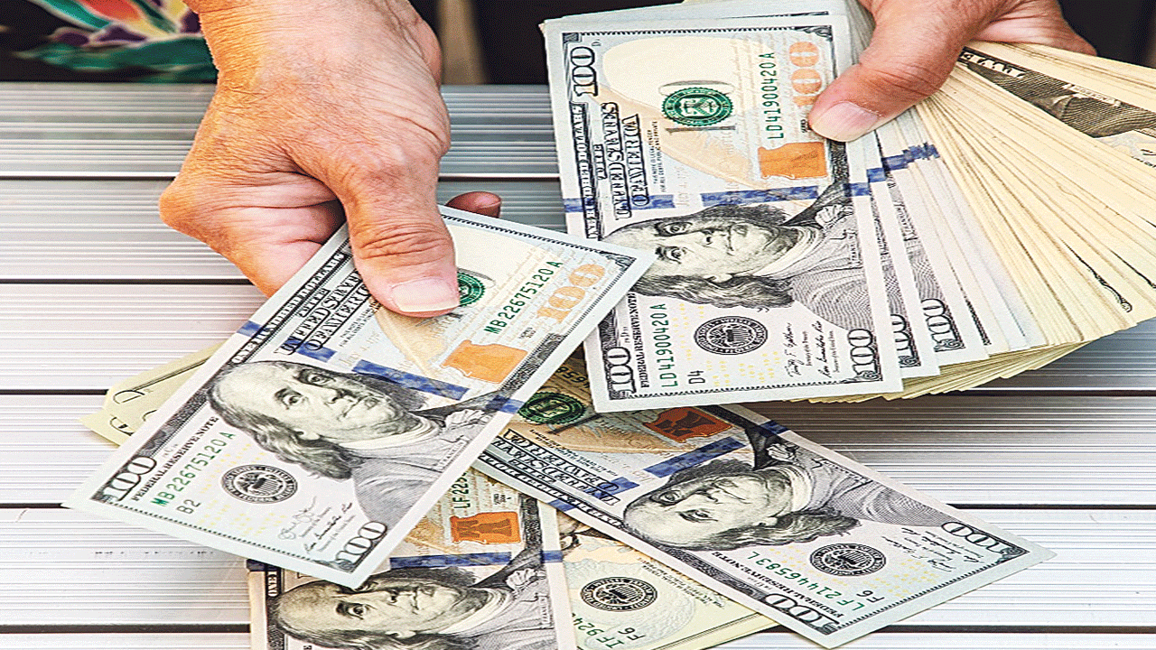 USD بكام؟.. سعر الدولار مقابل الدينار العراقي اليوم في السوق السوداء اليوم