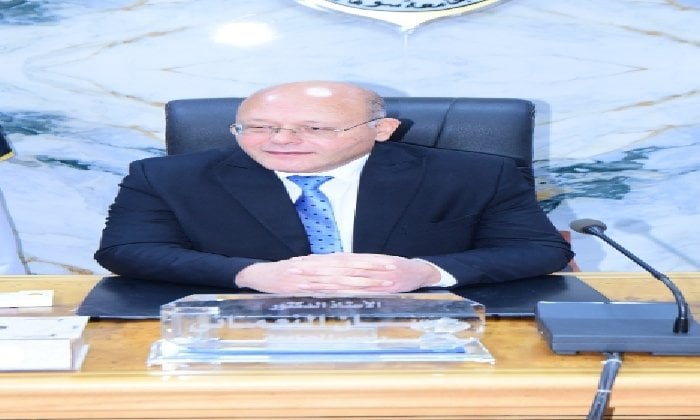 إعلان جامعة سوهاج عن المتقدمين لعمادة كليتي الصيدلة والألسن