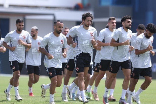 الأهلي يستعد لمواجهة إنتر ميامي بتدريب خفيف في الفندق