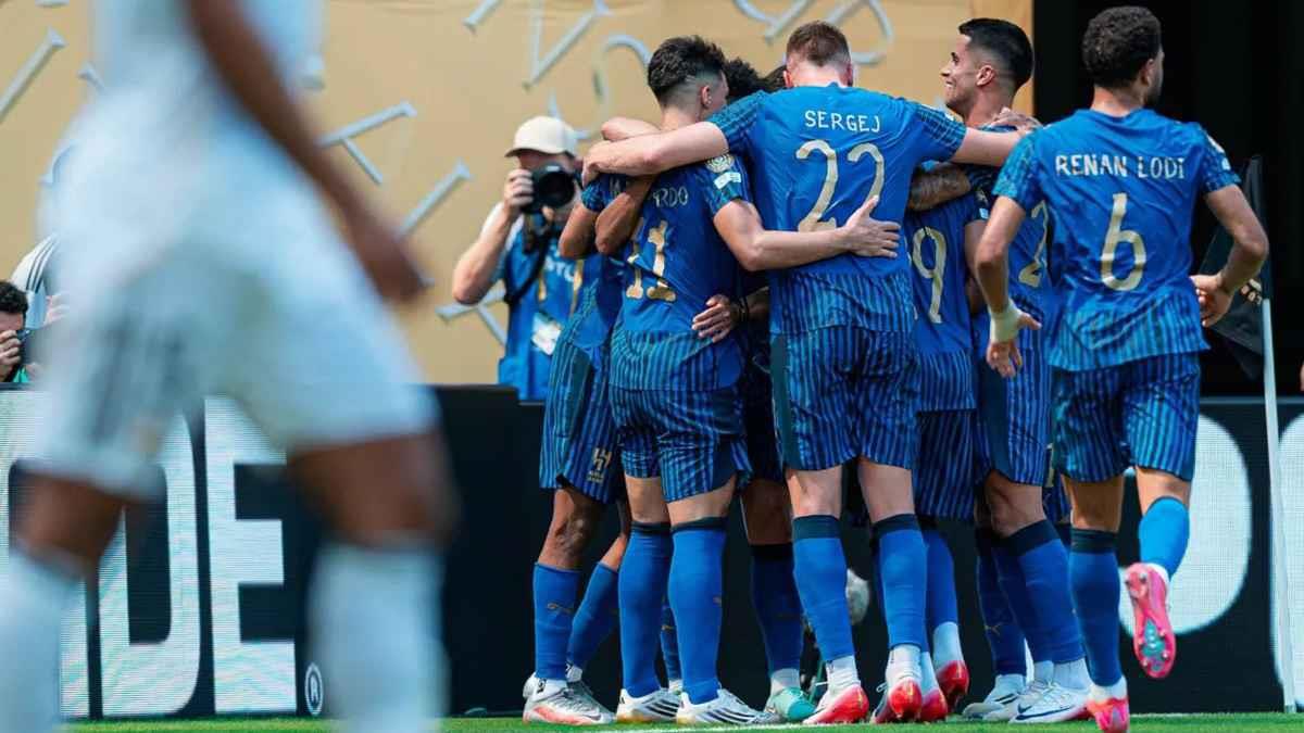 تشكيلة الهلال السعودي لمباراة ريد بول سالزبورغ في كأس العالم للأندية