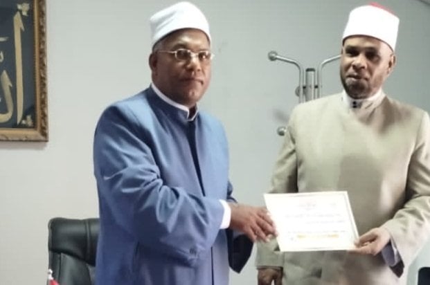 تكريم الموظفين المتميزين في أوقاف البحر الأحمر بالمحافظة
