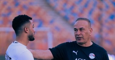 طبيب منتخب مصر يتولى علاج عبد المنعم أثناء غيابه عن معسكر سبتمبر