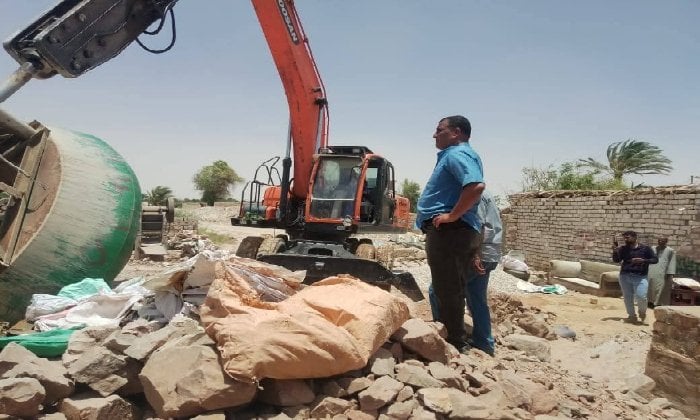 قنا: استعادة 40 قطعة أرض من تعديات القرية الأشراف
