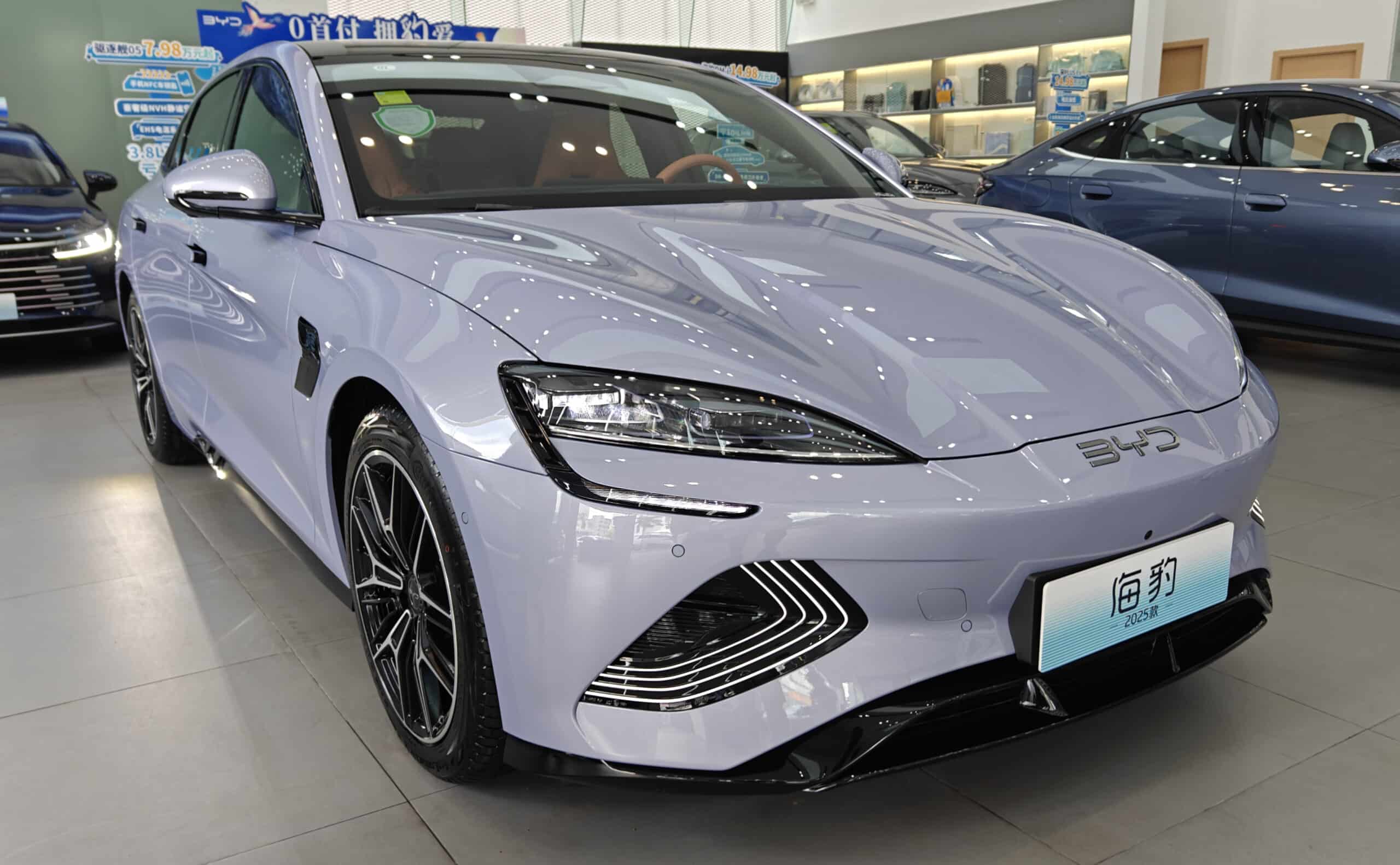 مواصفات BYD Seal 2025.. صاروخ كهربائي بتصميم فاخر وتسارع خارق