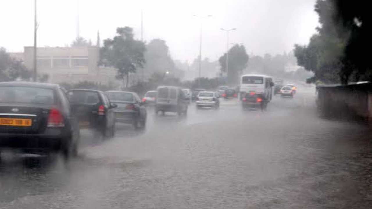 أمطار رعدية غزيرة تضرب 10 ولايات جزائرية اليوم والديوان الوطني للأرصاد يصدر تنبيه عاجل للسكان