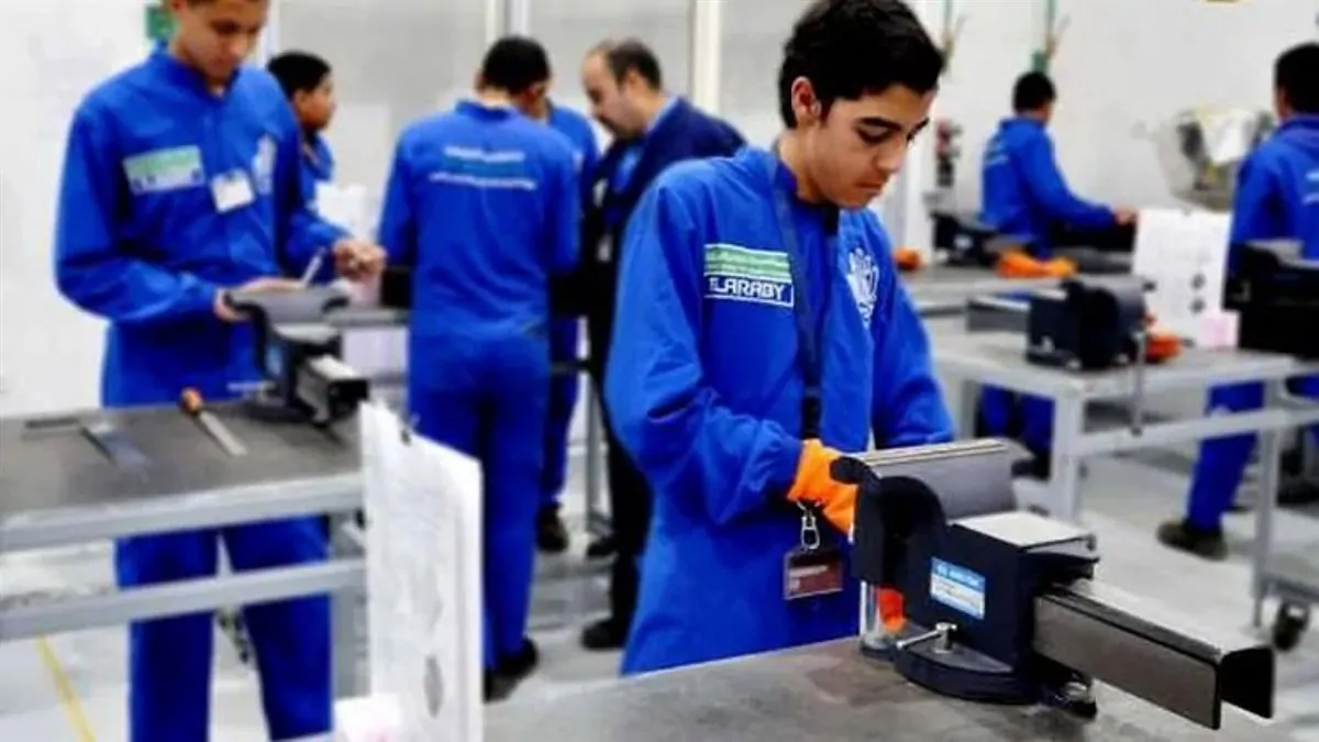 بدائل الثانوية العامة في مصر 2025.. التعليم الفني والمدارس الدولية والدورات الرقمية