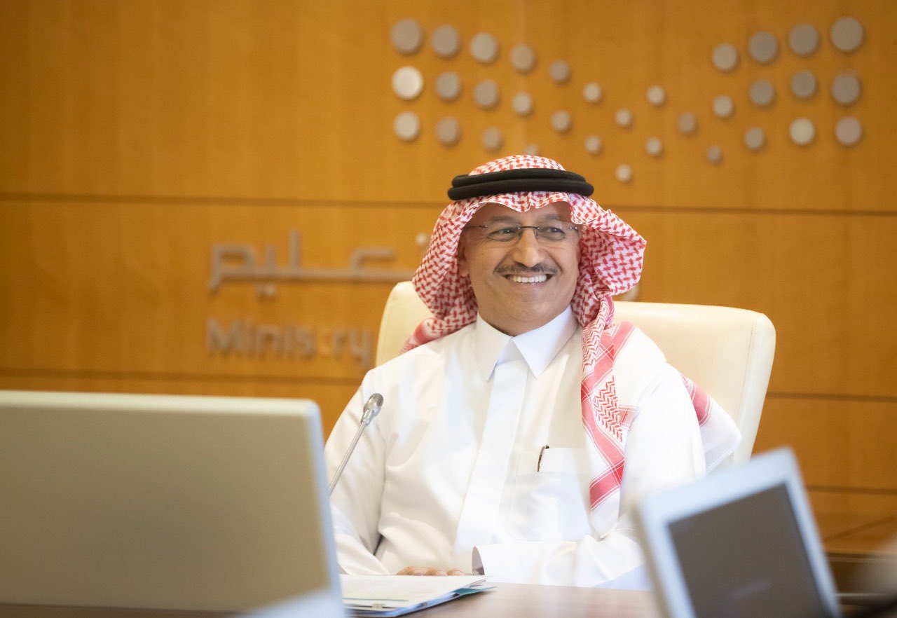 هل التقويم الدراسي 1447 فصلين دراسيين فقط وإلغاء الثلاث فصول لهذة الصفوف وزارة التعليم تحسم الأمر