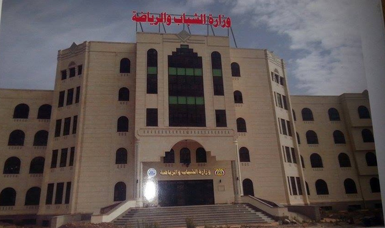 مناقشة تعزيز المبادرات الشبابية مع مدير الرياضة بالقليوبية