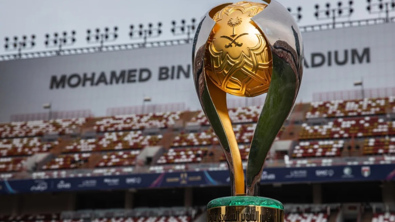 “موعد كاس السوبر السعودي 2025”.. جدول المباريات والأندية المشاركة بعد انسحاب الهلال وتردد القنوات الناقلة