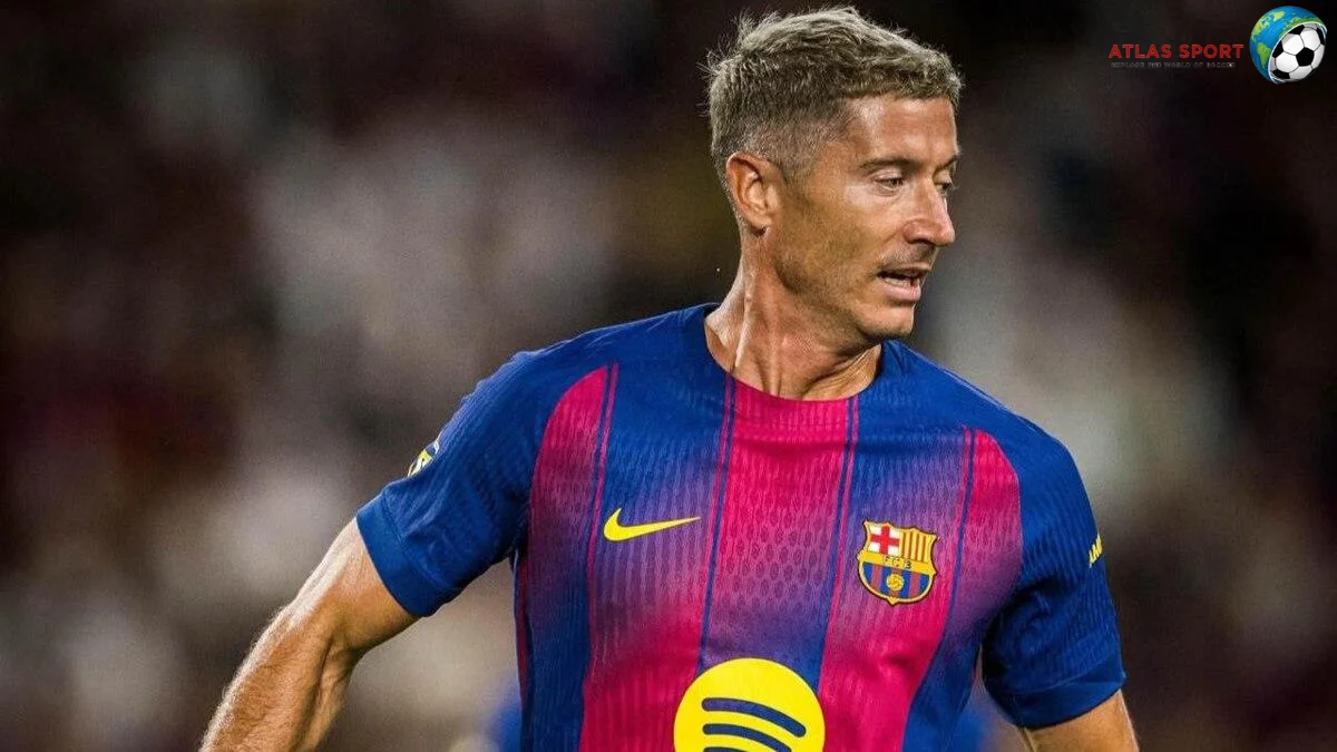 برشلونة يحسم مستقبل ليفاندوفسكي ويحدد موقفه بعد انتهاء تعاقده
